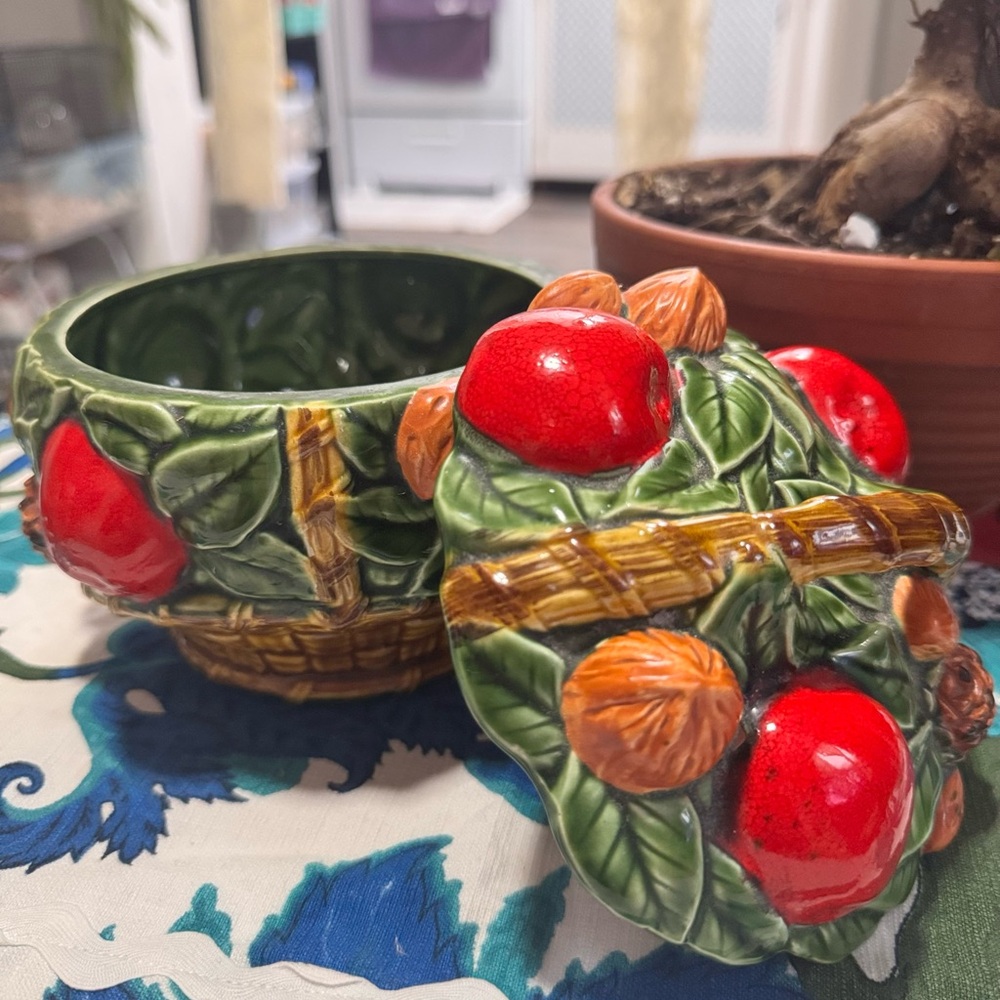 Vintage Inarco Ceramic Lidded Cookie Jar